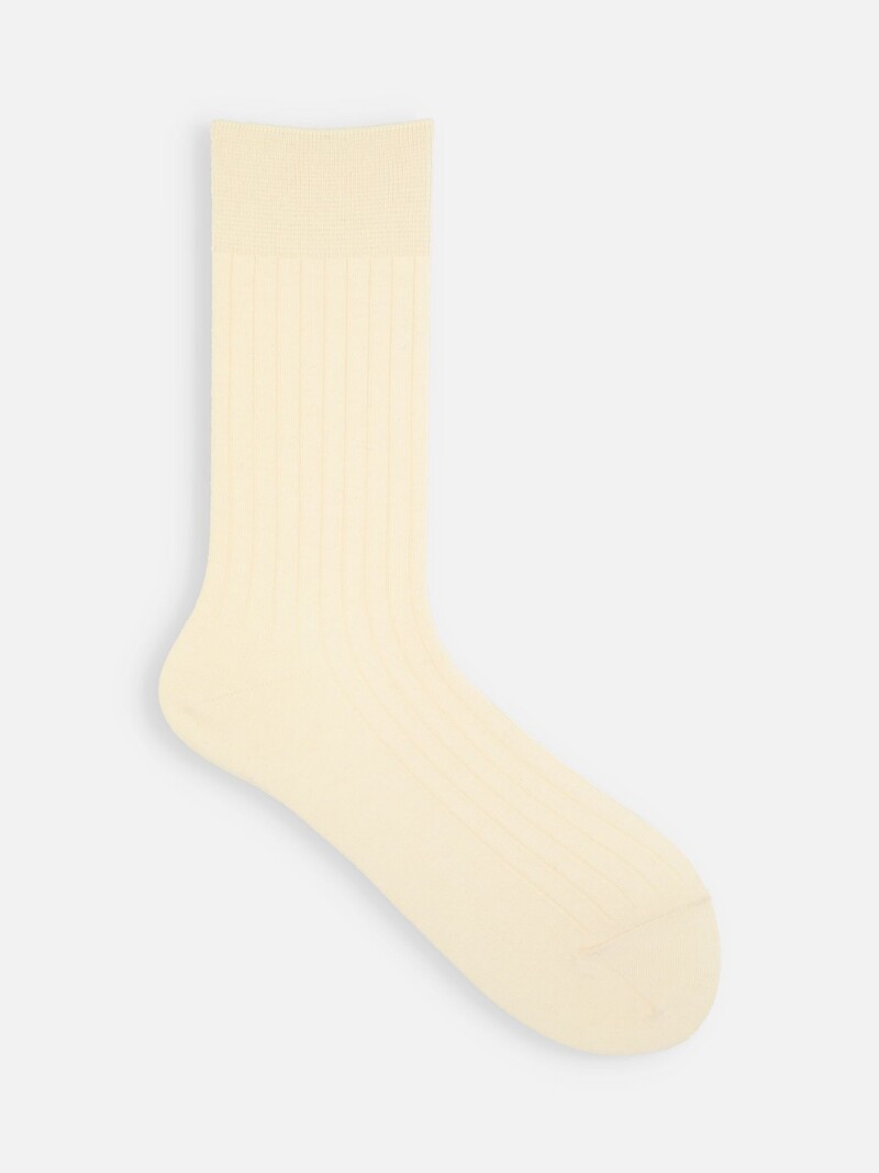 Fein gerippte 3/4-Socken aus Merinowolle