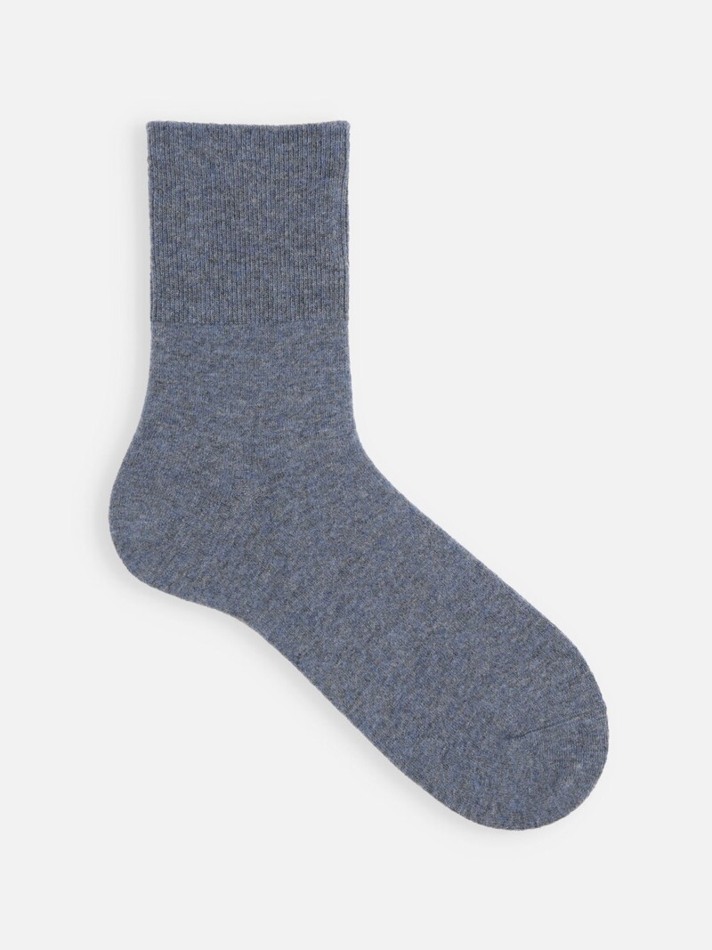 Kurze Socken aus Merinowolle mit Flossenripp