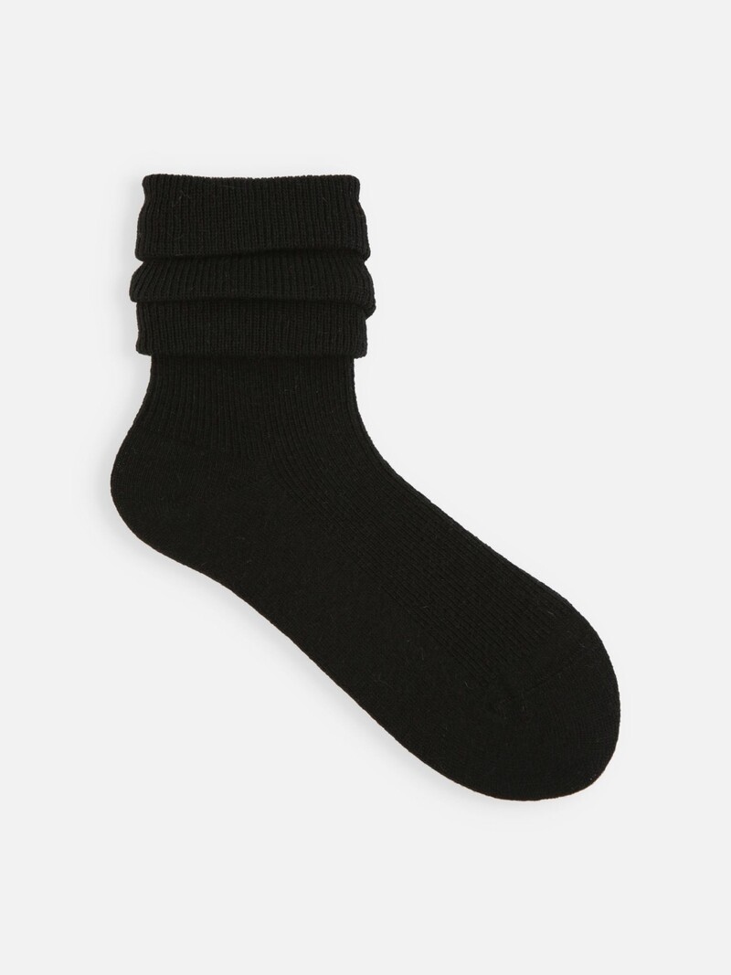 Niedrige Crew-Socken aus geripptem Angora-Gewebe mit Rüschen
