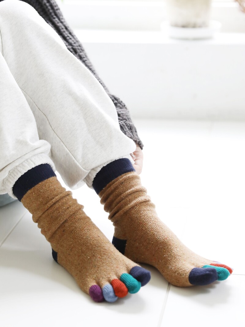 Merinowolle Regenbogen 5-Zehen-Socken S