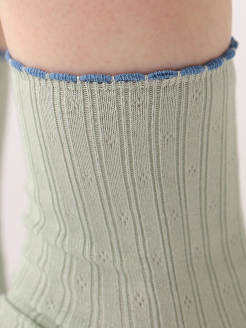 Micro Eyelet Pattern Rib Low Crew Socks