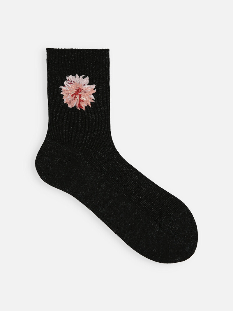 Socquette côtes fines motif Dahlia brodée