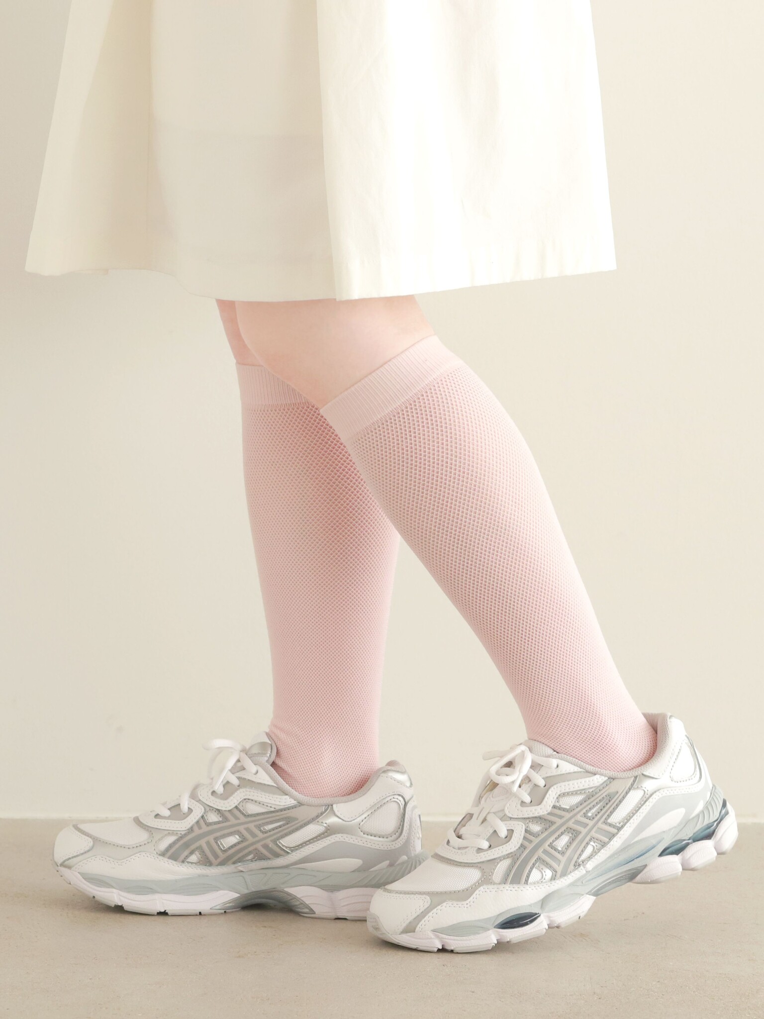 Soft Micro Fishnet Knee High Socks