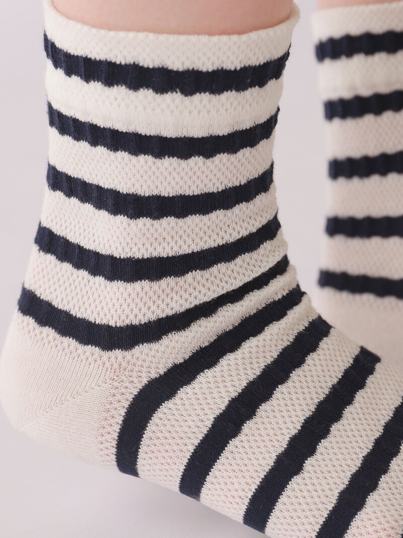Cotton/Linen Mesh Stripe Low Crew Socks