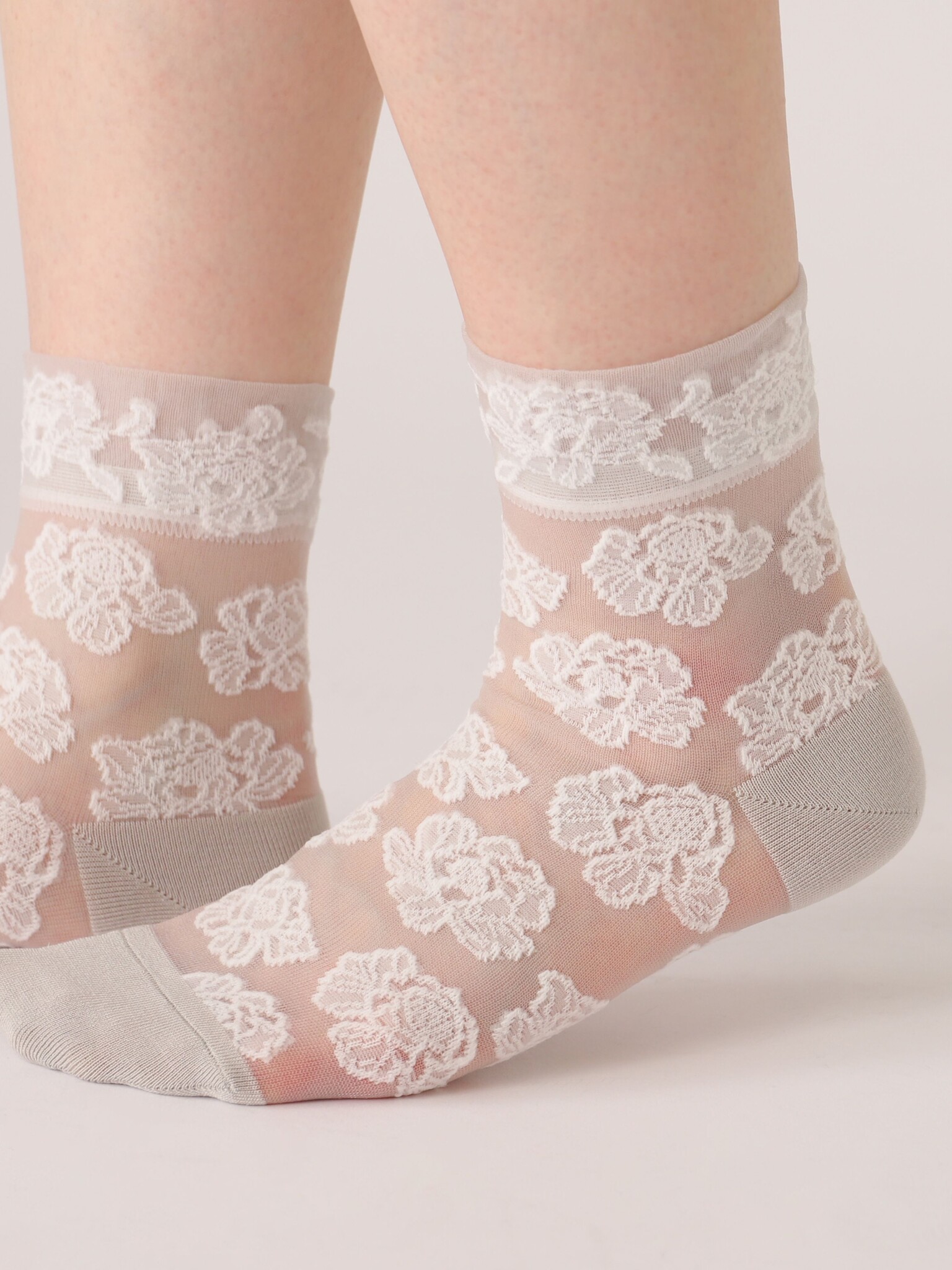 Socquettes en tulle motif pivoine