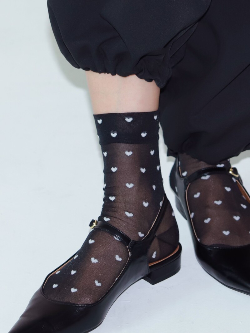 Sheer Heart Low Crew Socks S