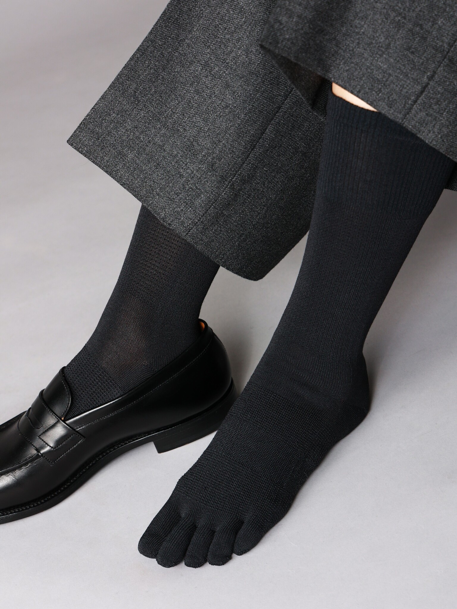 Meia média lisa de 5 dedos em Lyocell soft edge M