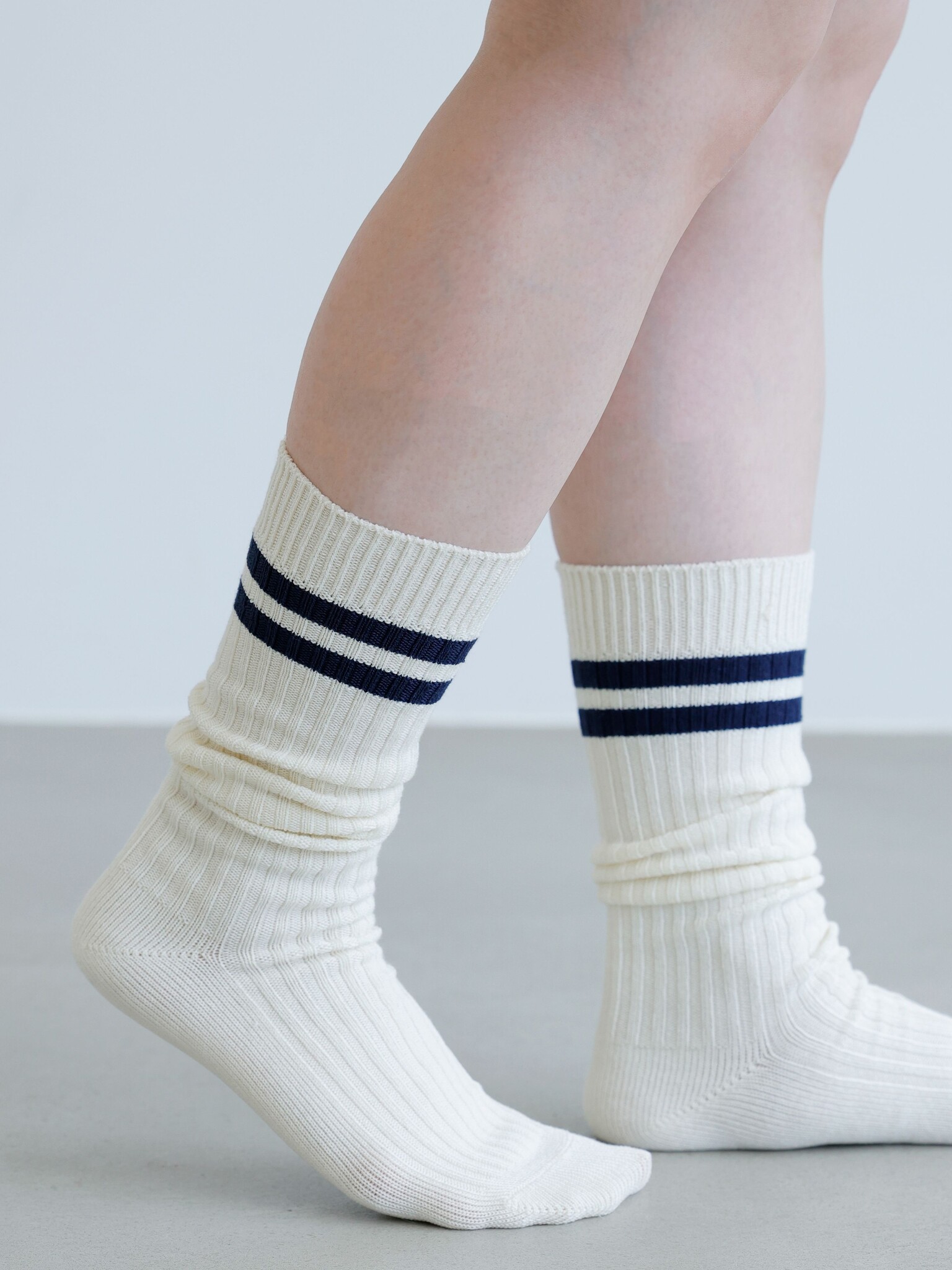 Top 2 Lines High-Cut Socken
