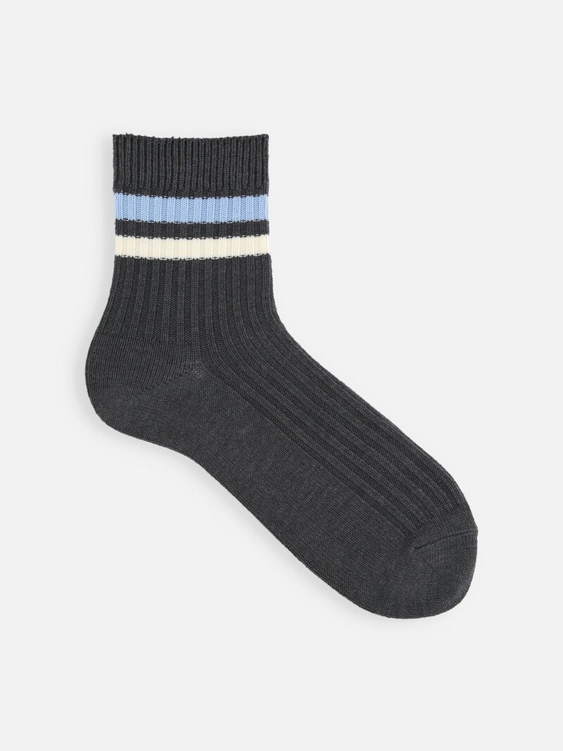 Top Lines Gerippte kurze Socken M