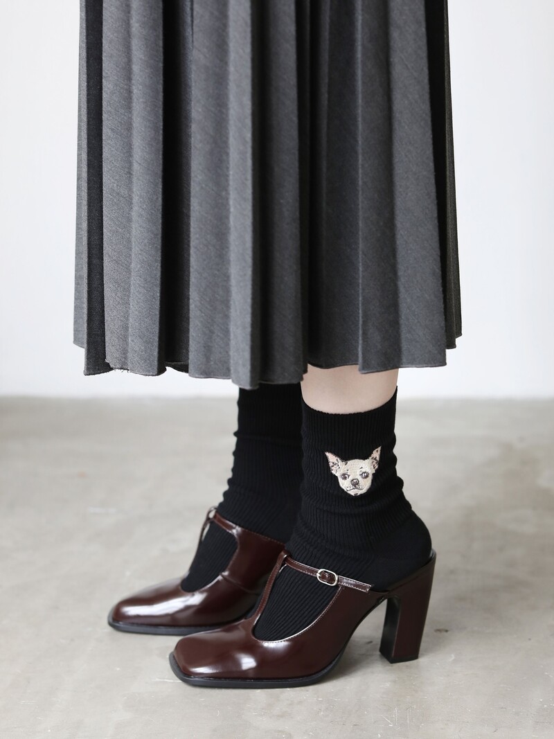 Fine Rib Chihuahua Embroidered Low Crew Socks