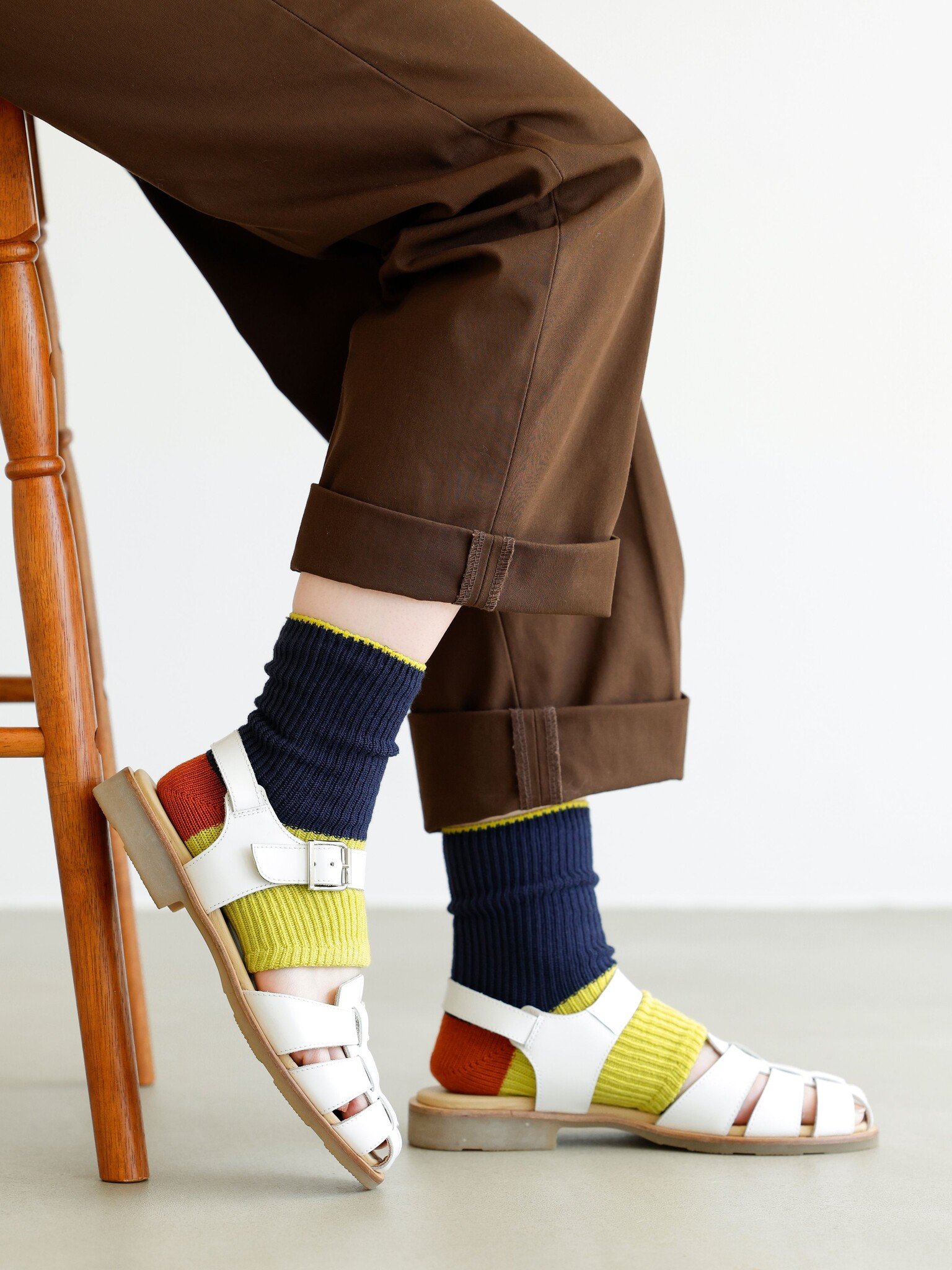 Meia de salto com painel contrastante