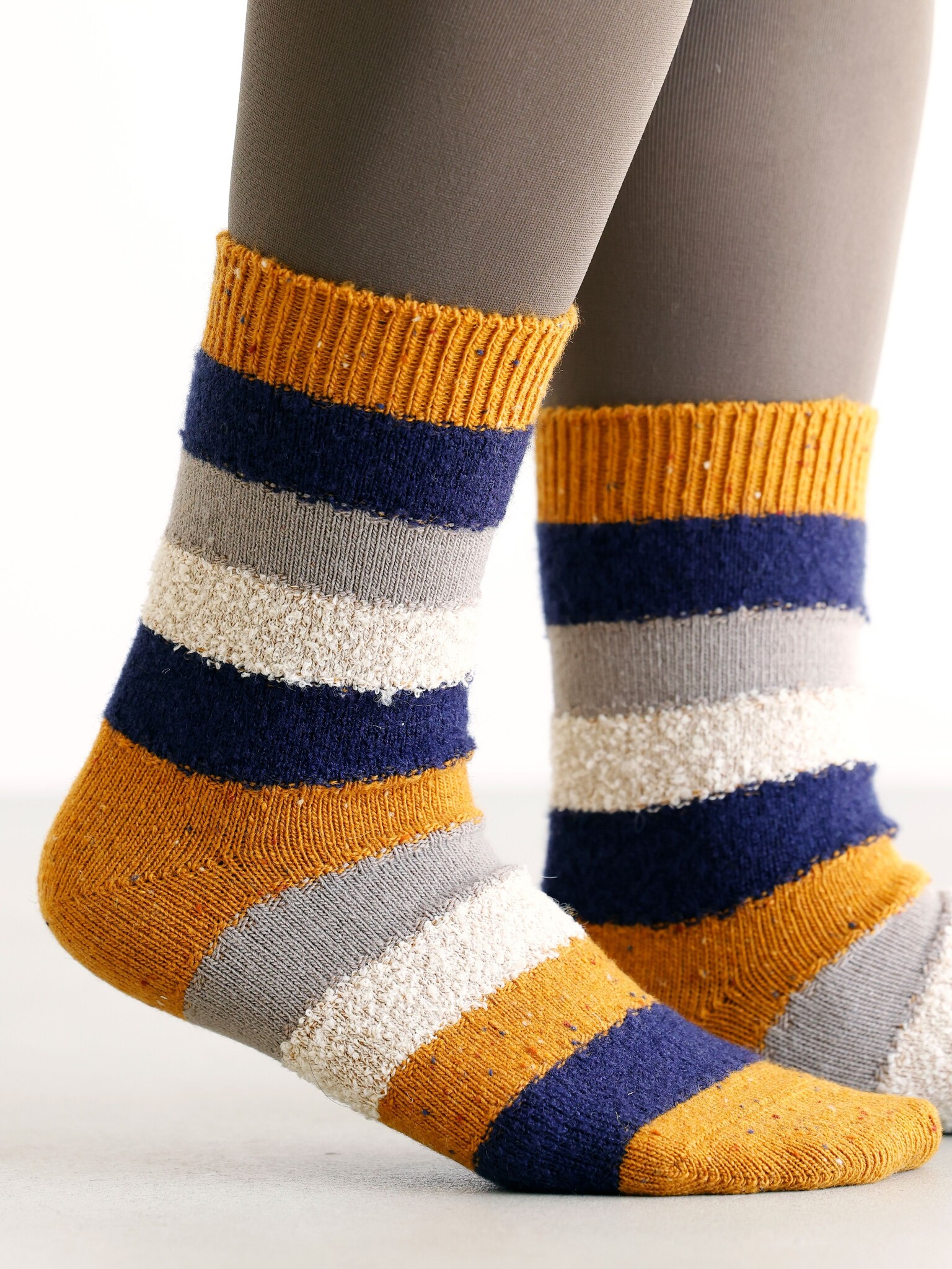 Gestreepte lage sokken van gemengd wolgaren