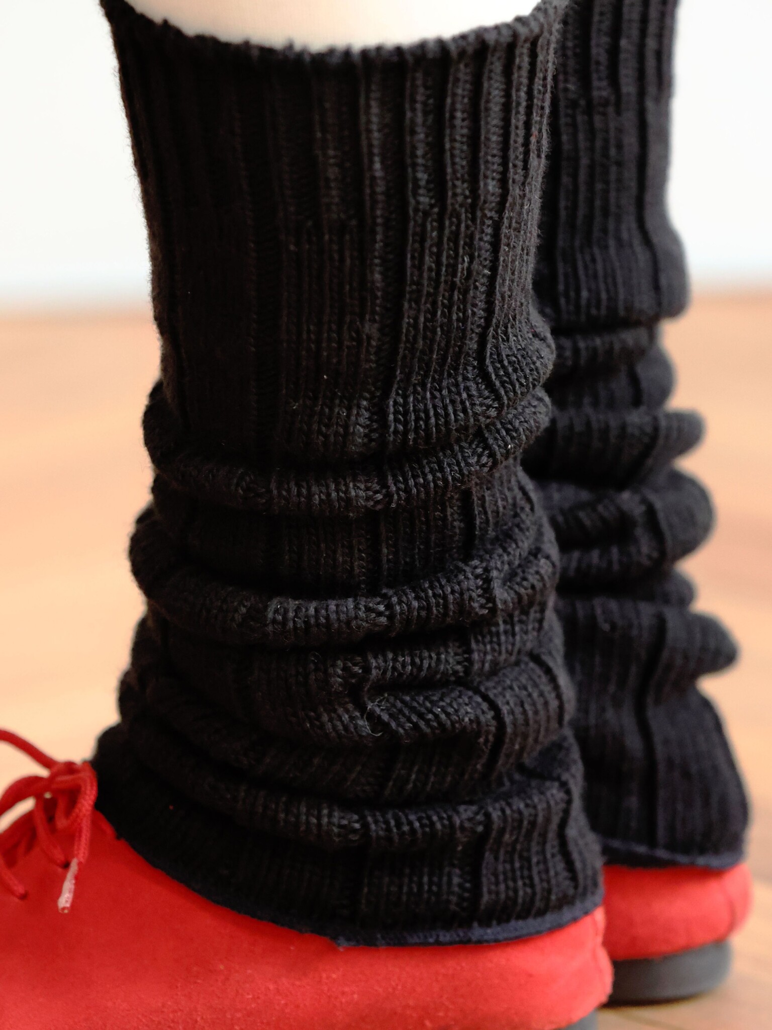 Aquecedores de perna largos canelados 45 cm