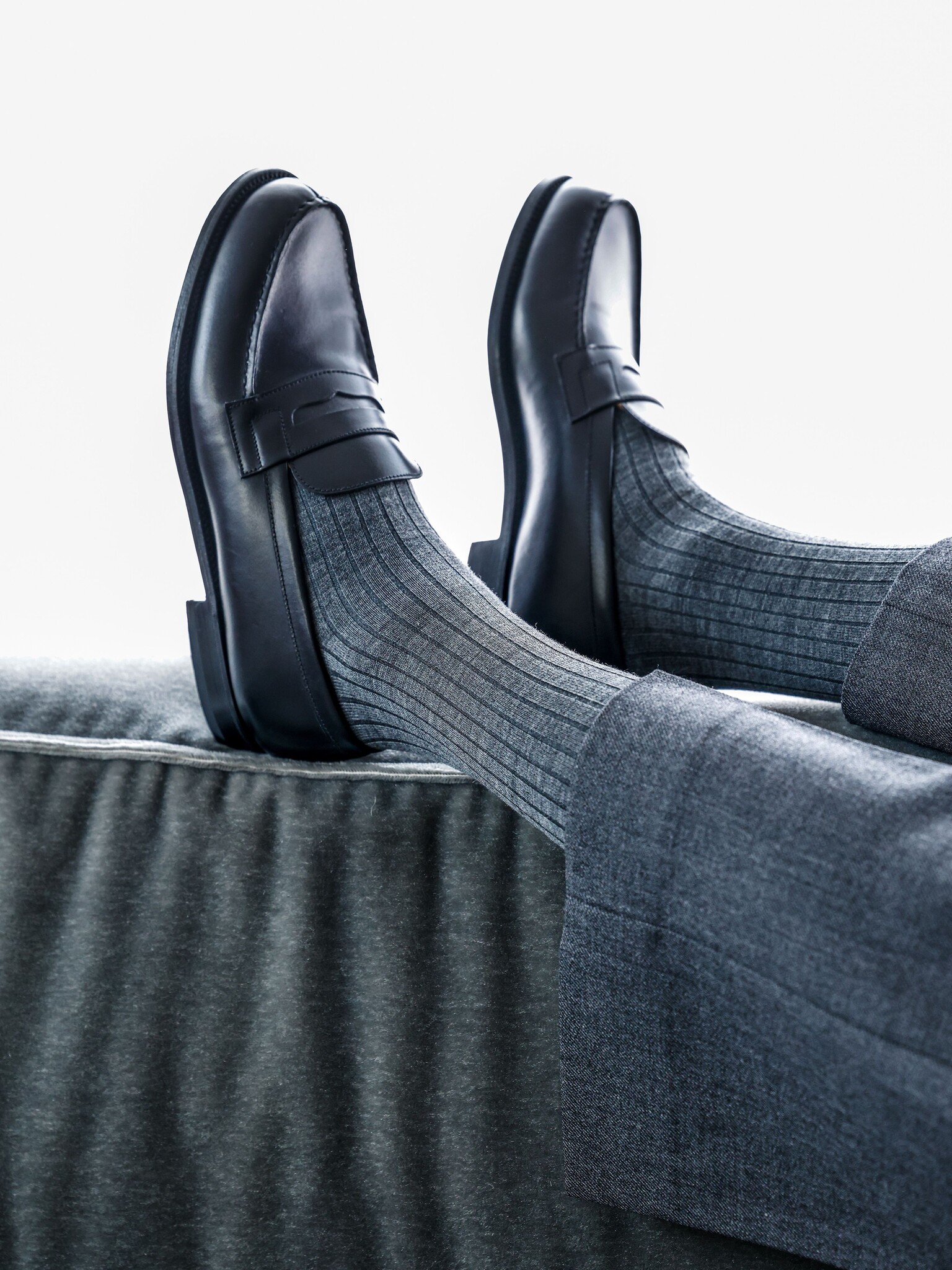 Calcetín alto de canalé de lana merino 6x2 M