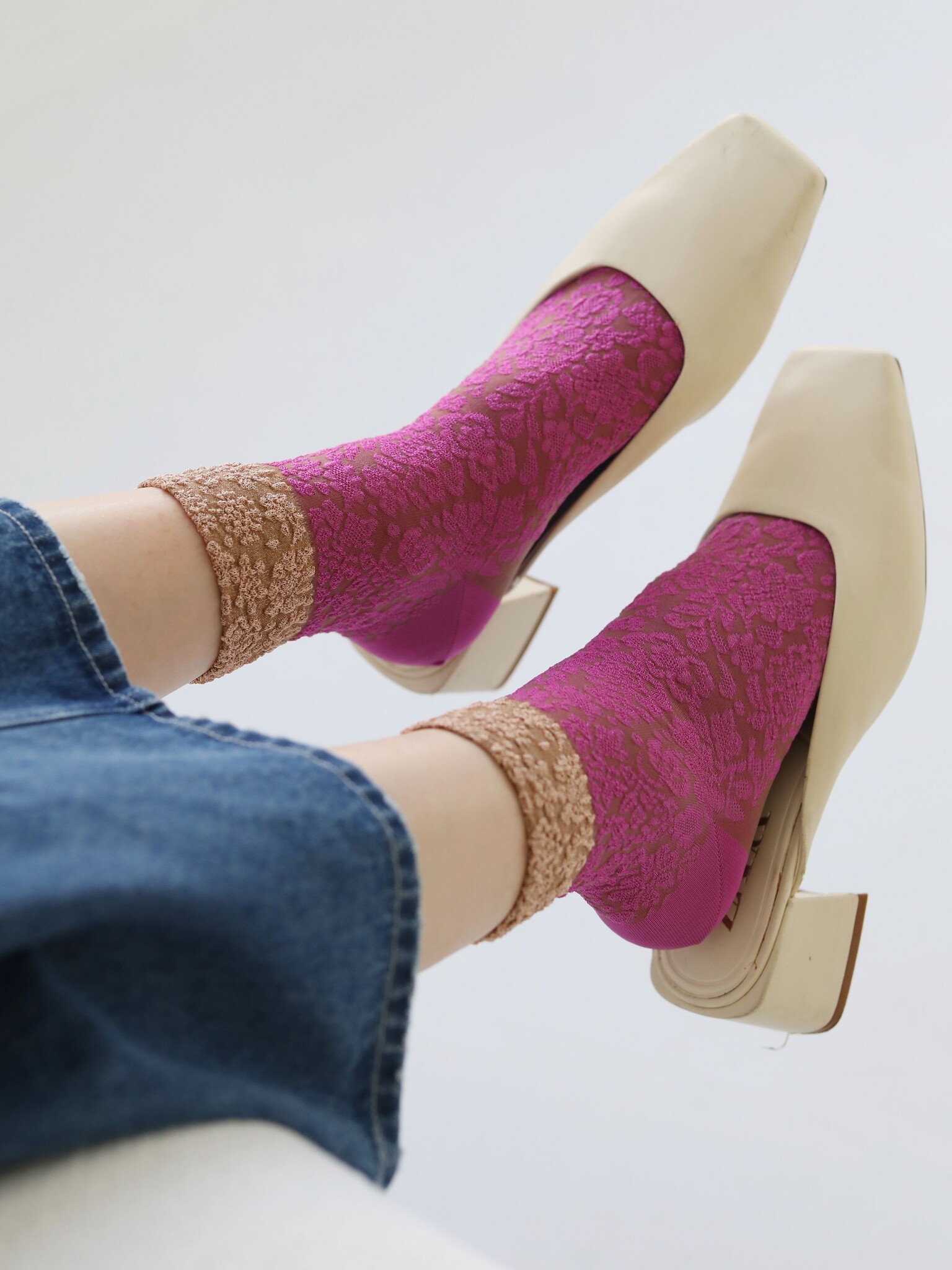 Zweifarbige Float Low Crew Socken