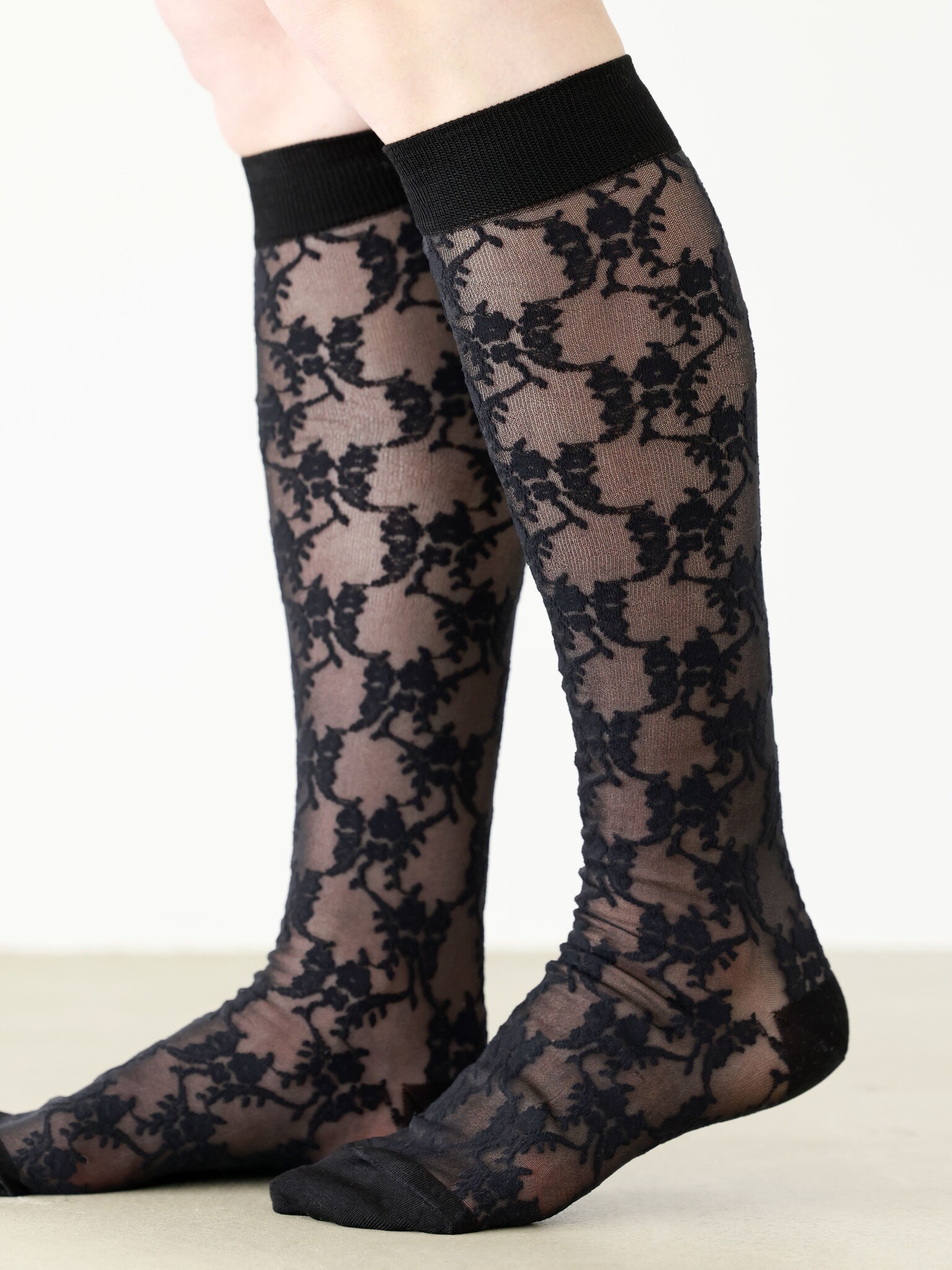 Fantasy-Blumenmuster, transparente Kniestrümpfe