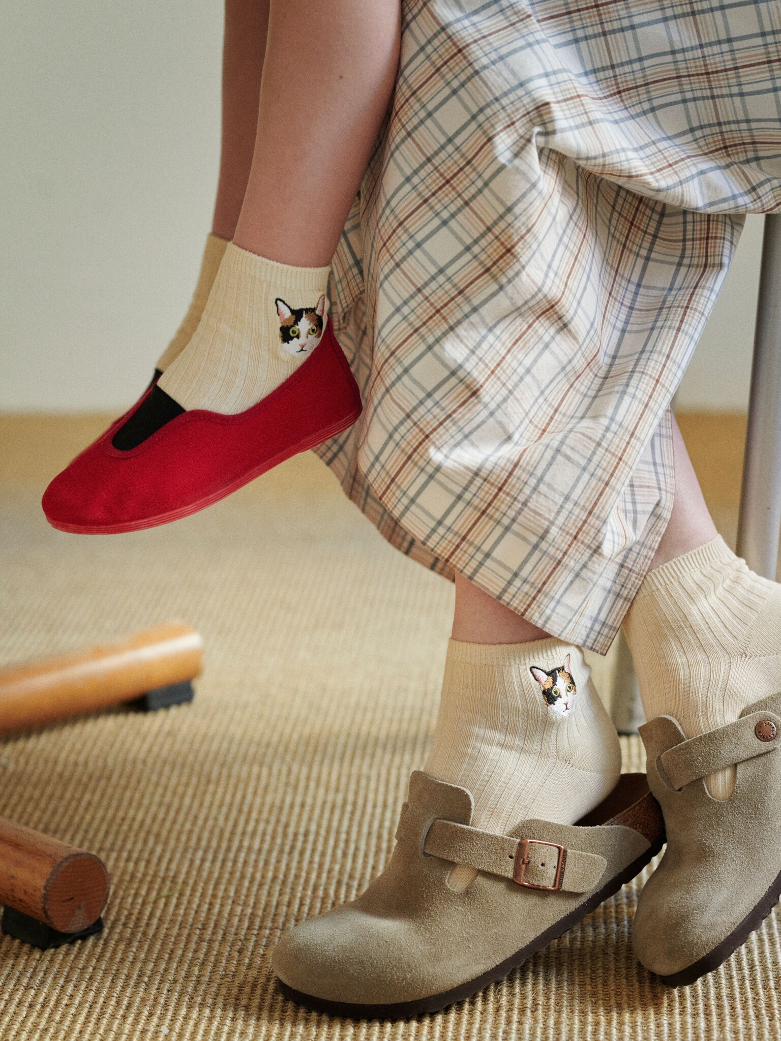 Calcetines infantiles con bordado de perro y gato, talla 19-21 cm.