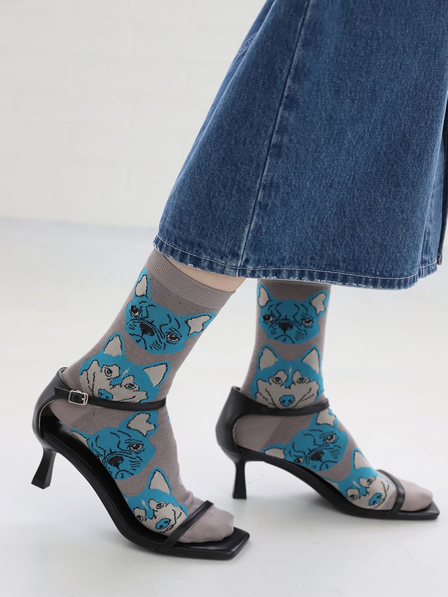 Manga Dog Pattern Crew Socks
