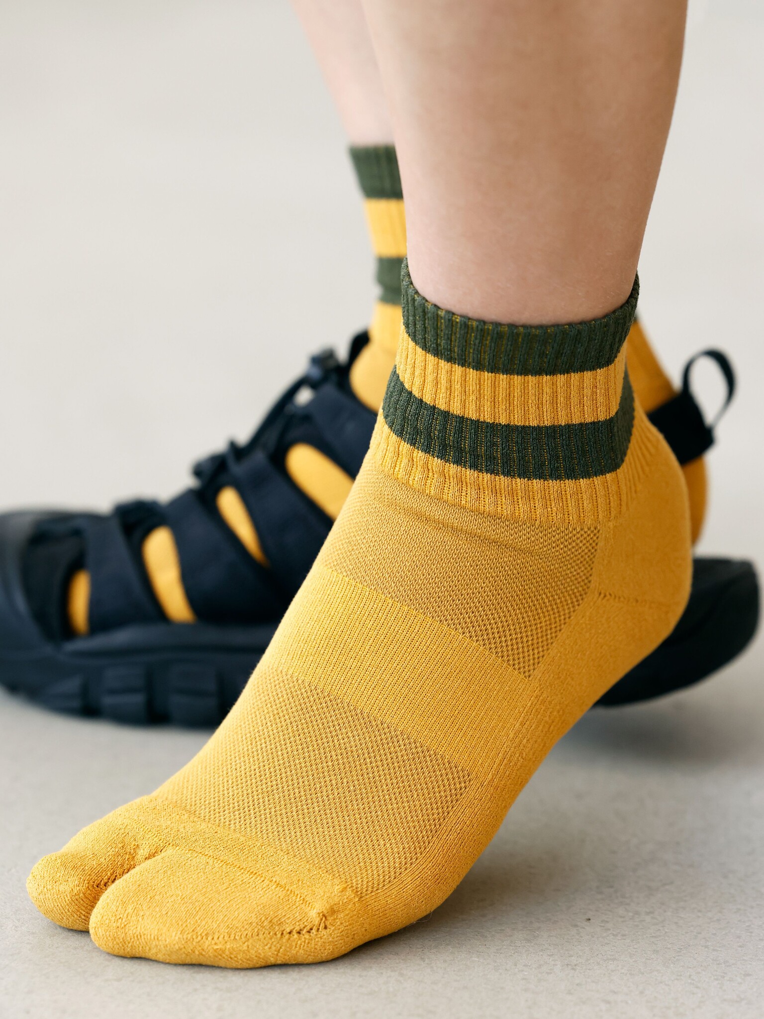 Meias Tabi até o tornozelo com acabamento em tecido atoalhado listrado Washi