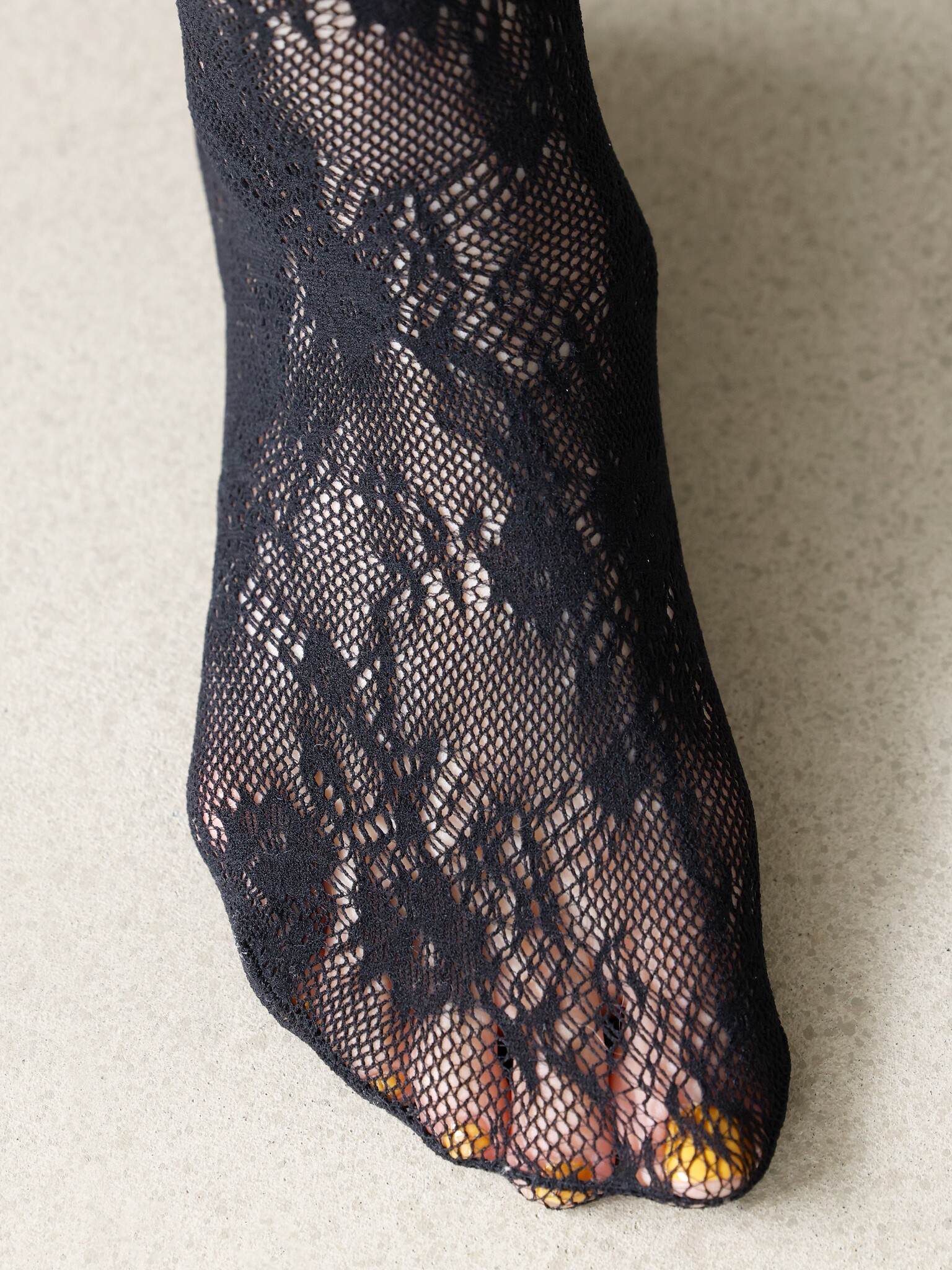 Raschel Lacy Flower Knee High Pop Socks