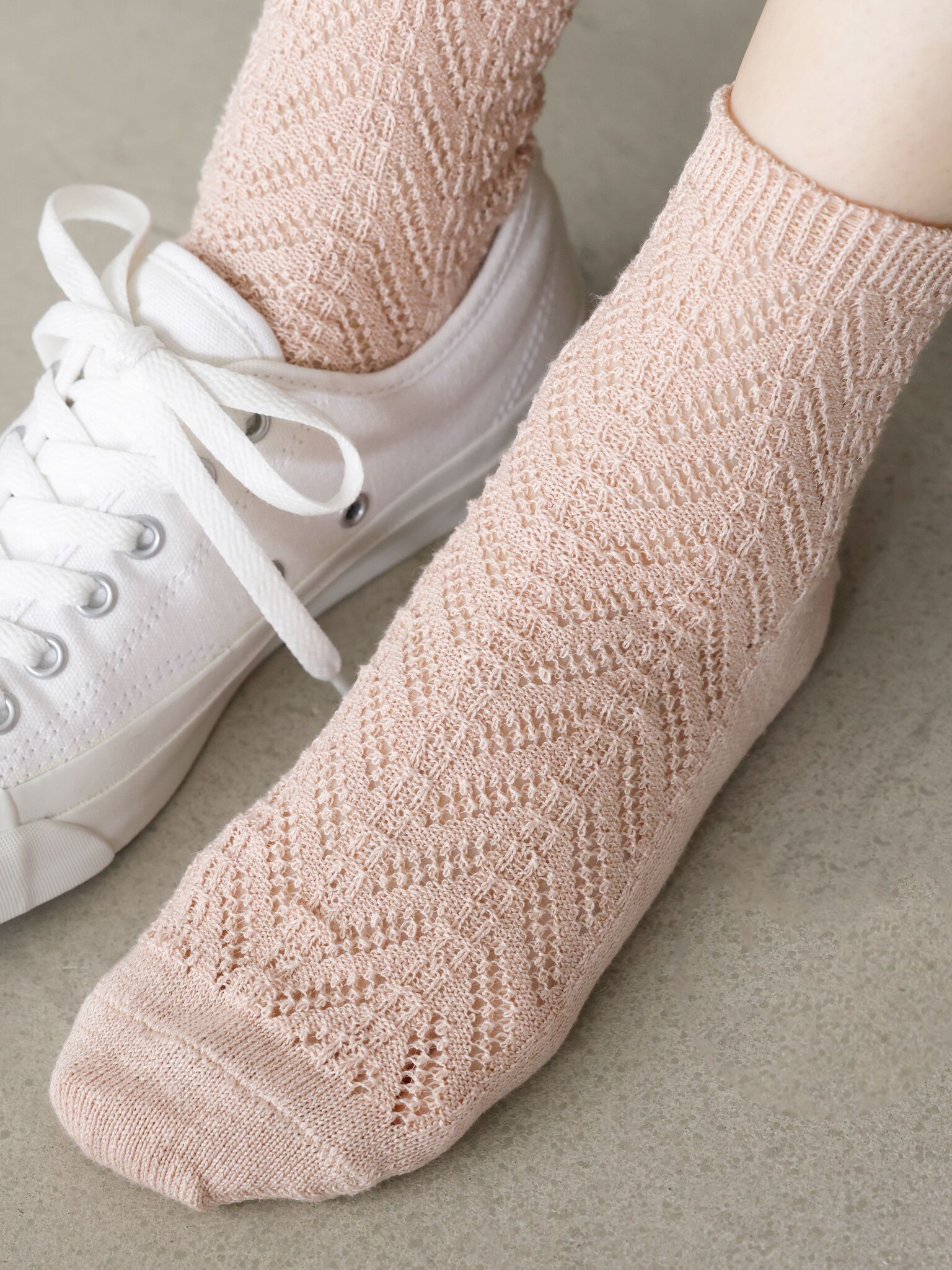 Calcetines tobilleros de lino con diseño de espiga calada