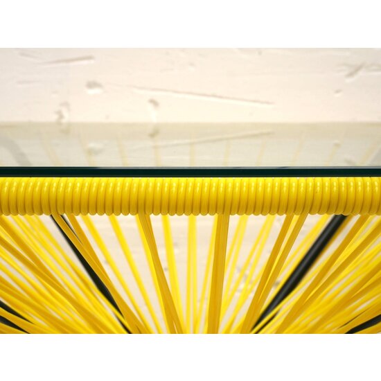 Silla Acapulco Bistro table Tulum  canary yellow