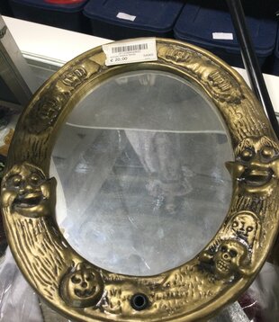 Miroir de la famille Adams
