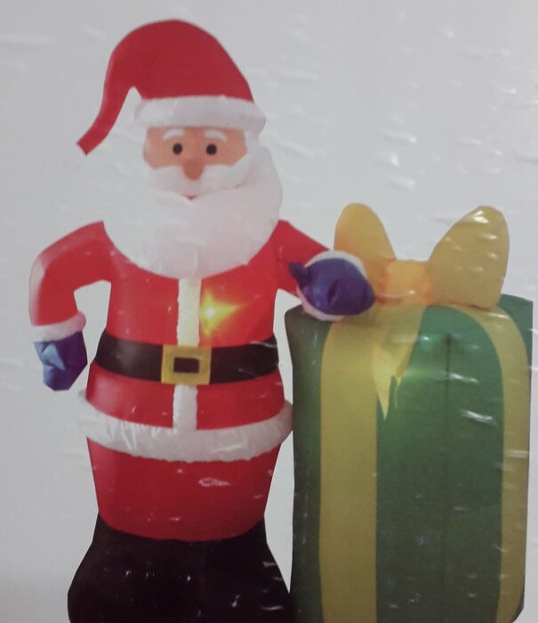 Père Noël gonflable avec cadeau
