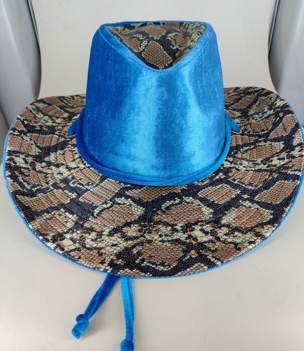 chapeau de cowboy en velours serpent