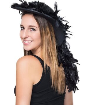 chapeau avec boa