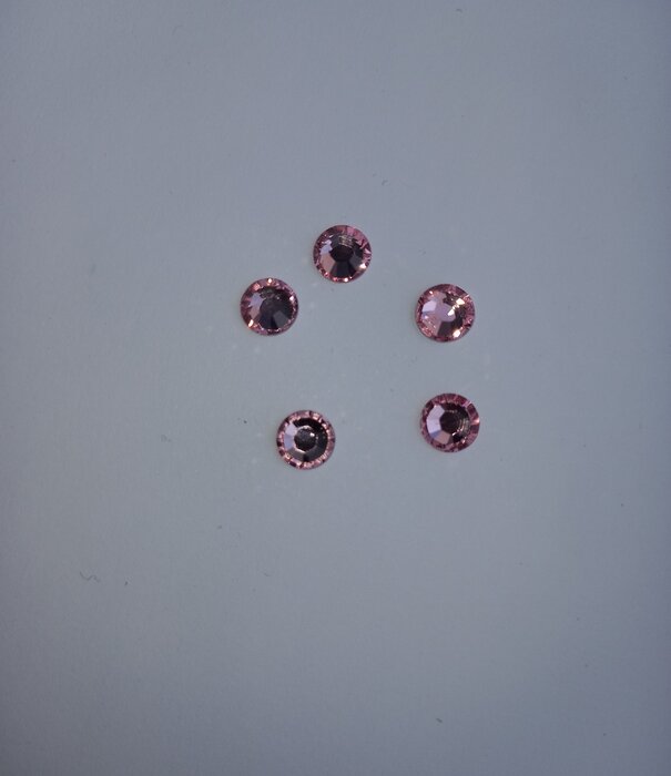 Real Swarovski ss30 light rose(per5)