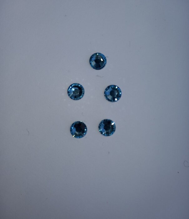 Real Swarovski ss30 aquamarine (per5)