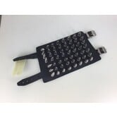 leren armband met pinnen middel (7 rijen)