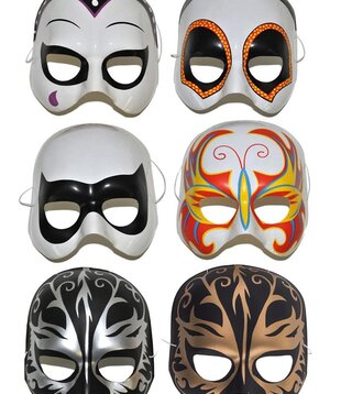 half mask plastic 6 ass (1 piece)