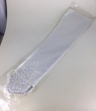 fingerless gloves mid-length white