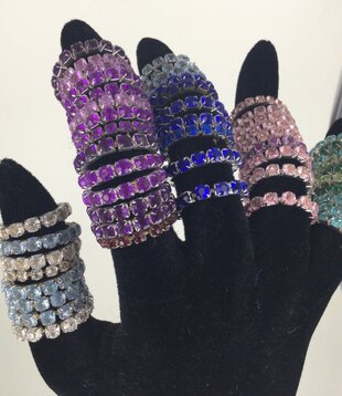 bague strass sur élastique (différentes couleurs au choix)