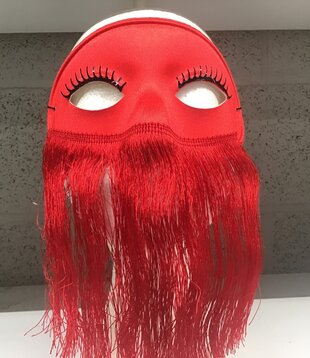 Masker ovaal gesluierd raffia