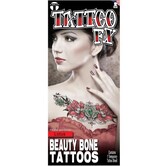 Correction de tatouage clavicule lotus