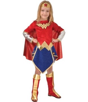 Wonderwoman (kleedje, cape, riem, hoofdband en schoenovertrekken)