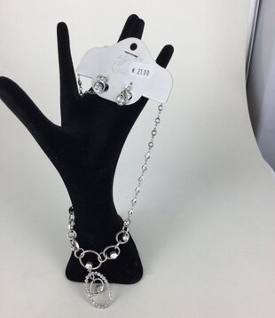 ketting en oorbellen strass