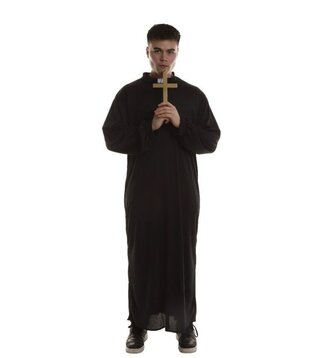 Prêtre (robe et croix)