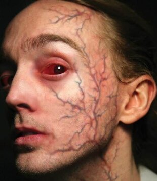 Trauma Tattoos, bezeten wonden/aders /  Possessed  veins