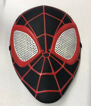 masker Miles Morales kind