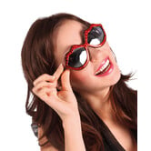 des lèvres portant des lunettes