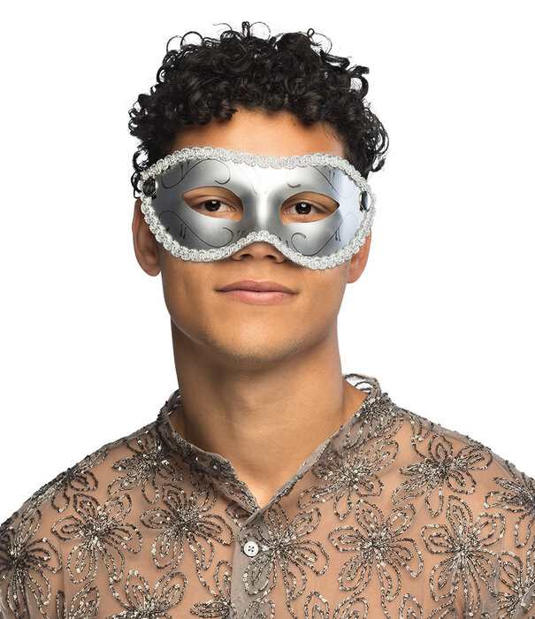 Gabriella eye mask