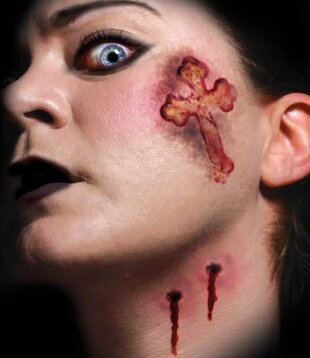 Trauma Tattoos, kus der vampieren / Vampire's Kiss | vampier |