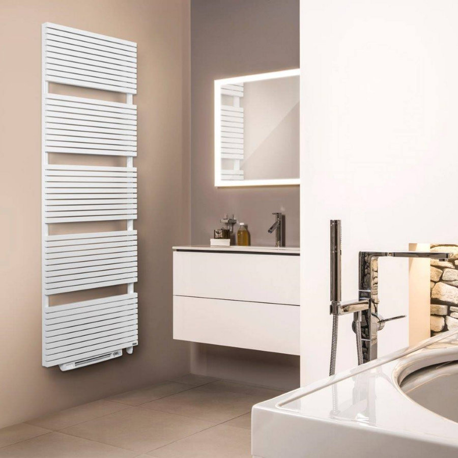 Elektrische Radiator met Blower Vasco Carre CB-EL-BL 60x173.7 cm 2250W Verkeerswit