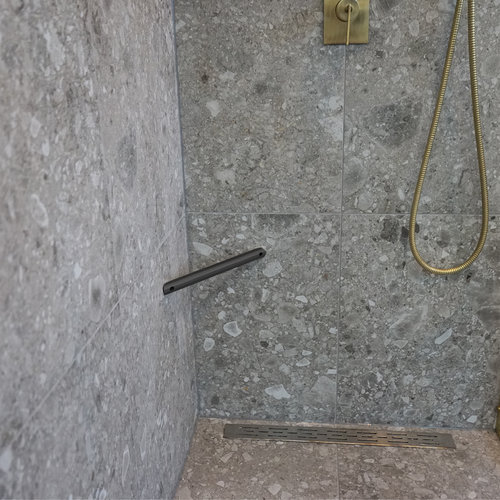 BWS Showerstick de Voetsteun Voor in de Douche Gunmetal 