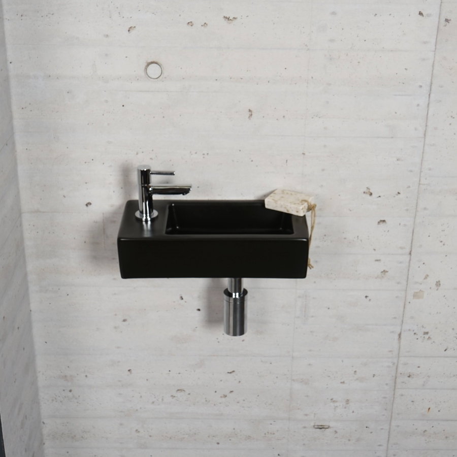 Fonteinset Mat Zwart Wiesbaden Color Chroom (kraangat links)