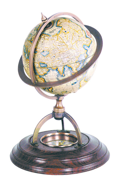 Wereldbol met kompas